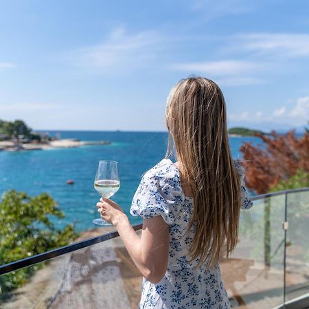 Manta Hotel Εξαμίλιο Εξωτερικό φωτογραφία