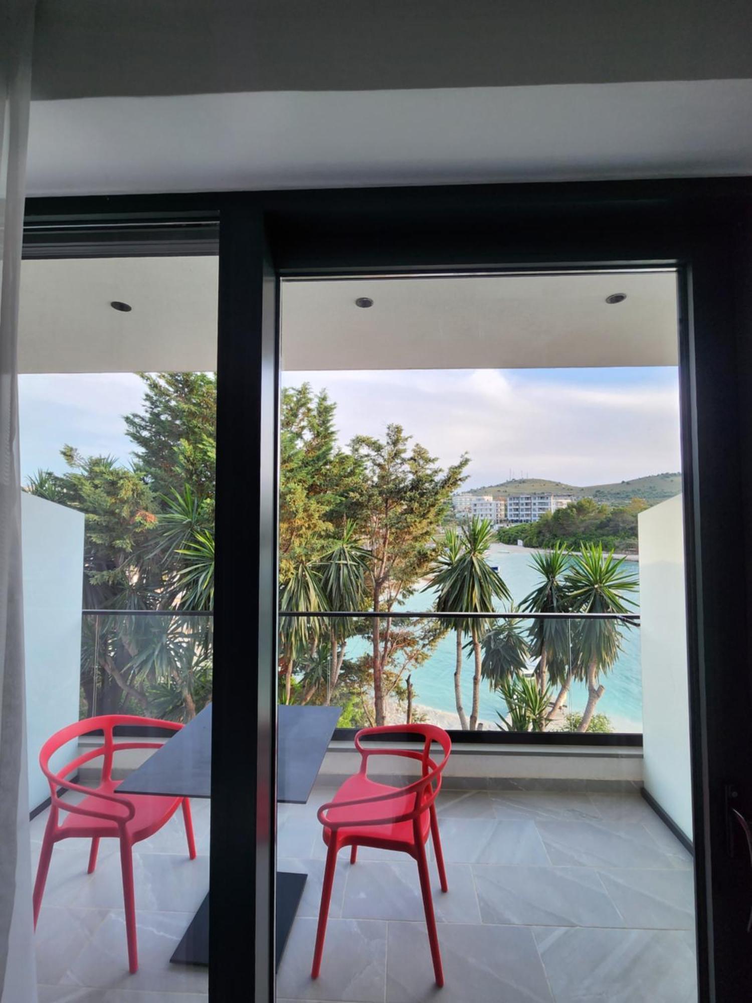 Manta Hotel Εξαμίλιο Εξωτερικό φωτογραφία
