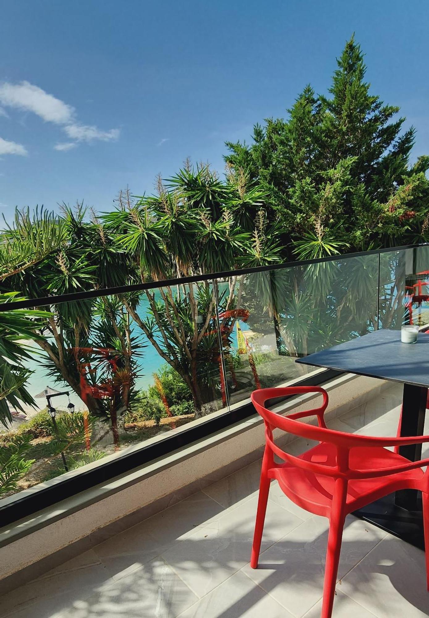 Manta Hotel Εξαμίλιο Εξωτερικό φωτογραφία