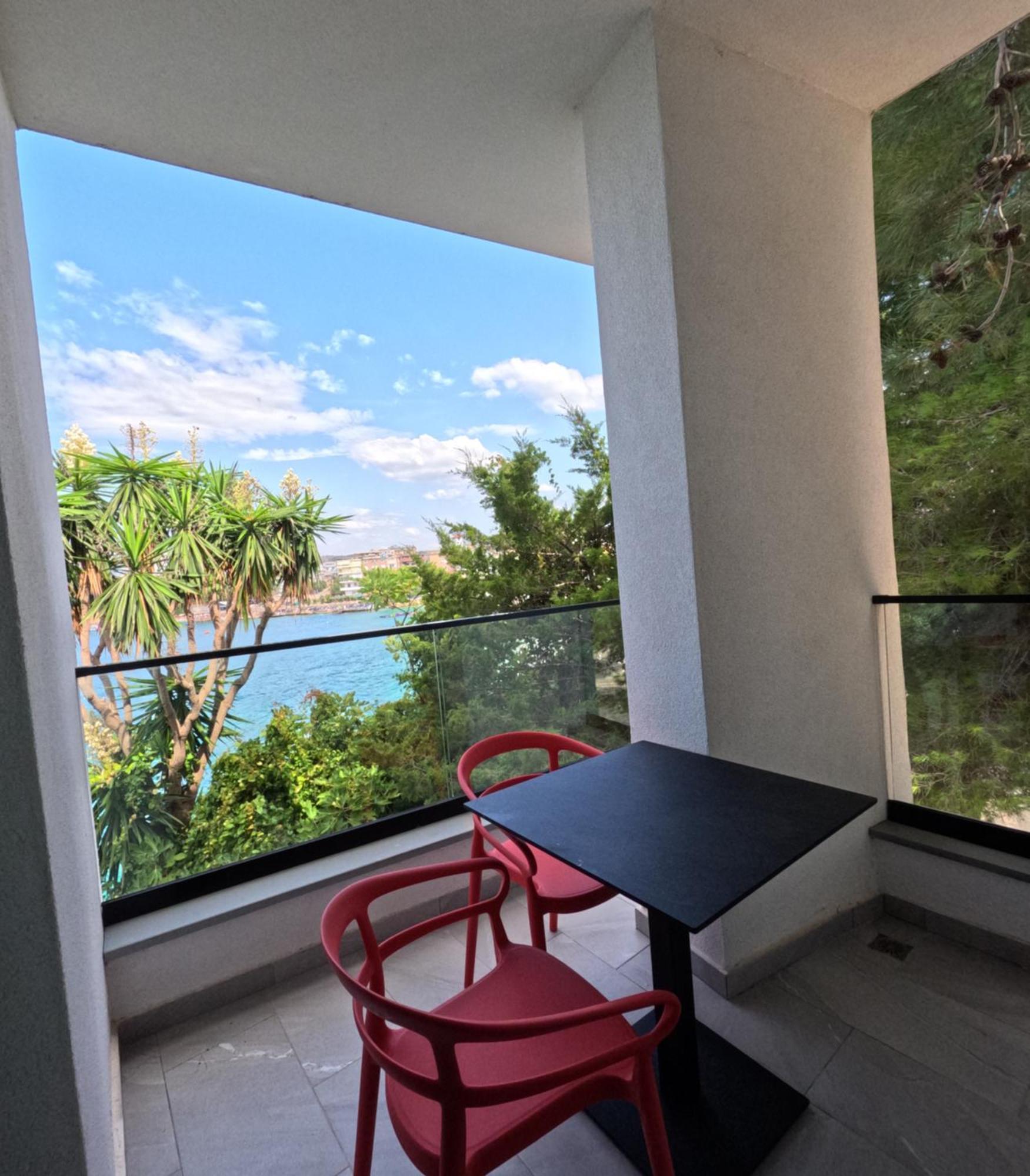 Manta Hotel Εξαμίλιο Εξωτερικό φωτογραφία
