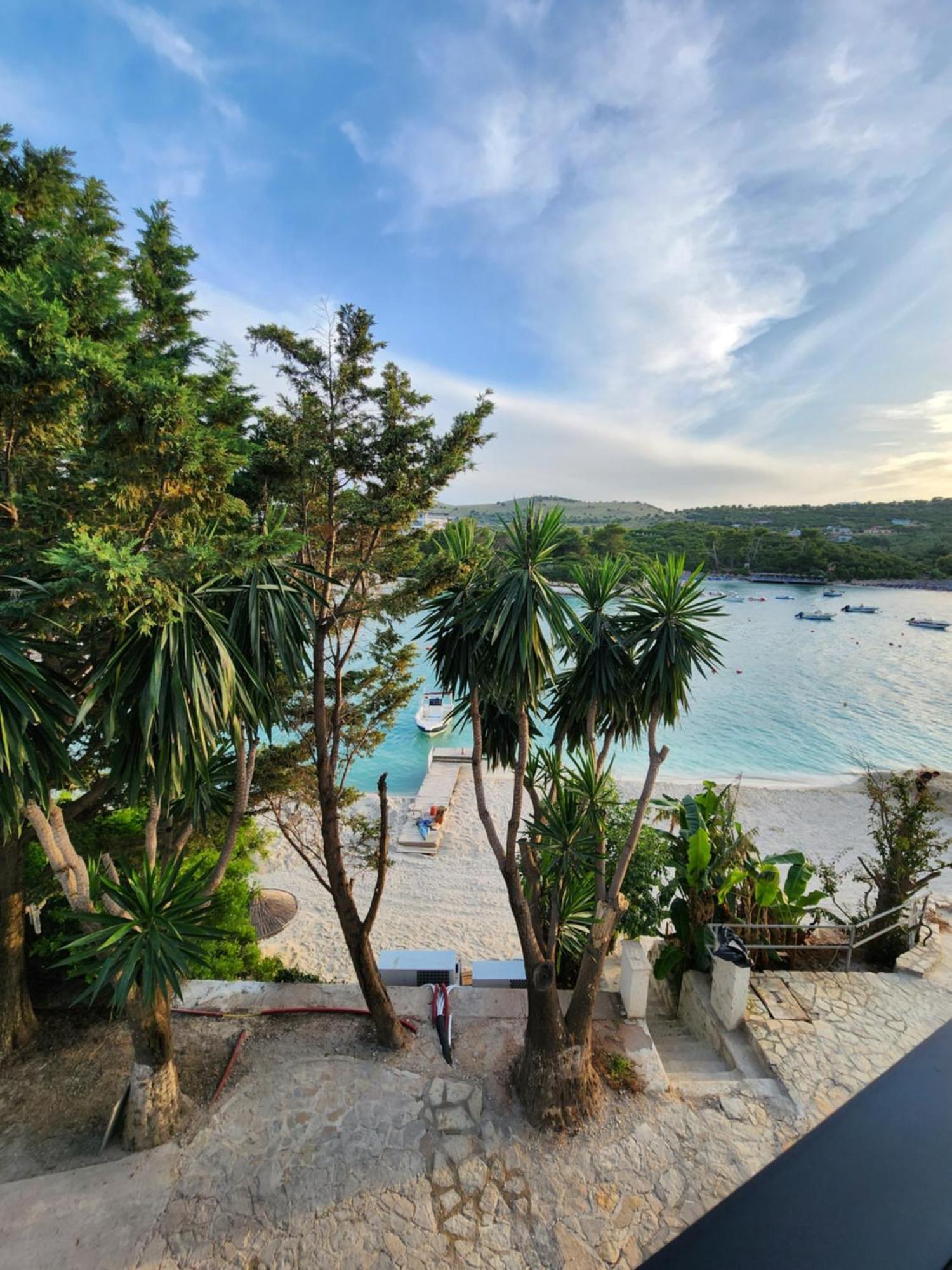 Manta Hotel Εξαμίλιο Εξωτερικό φωτογραφία