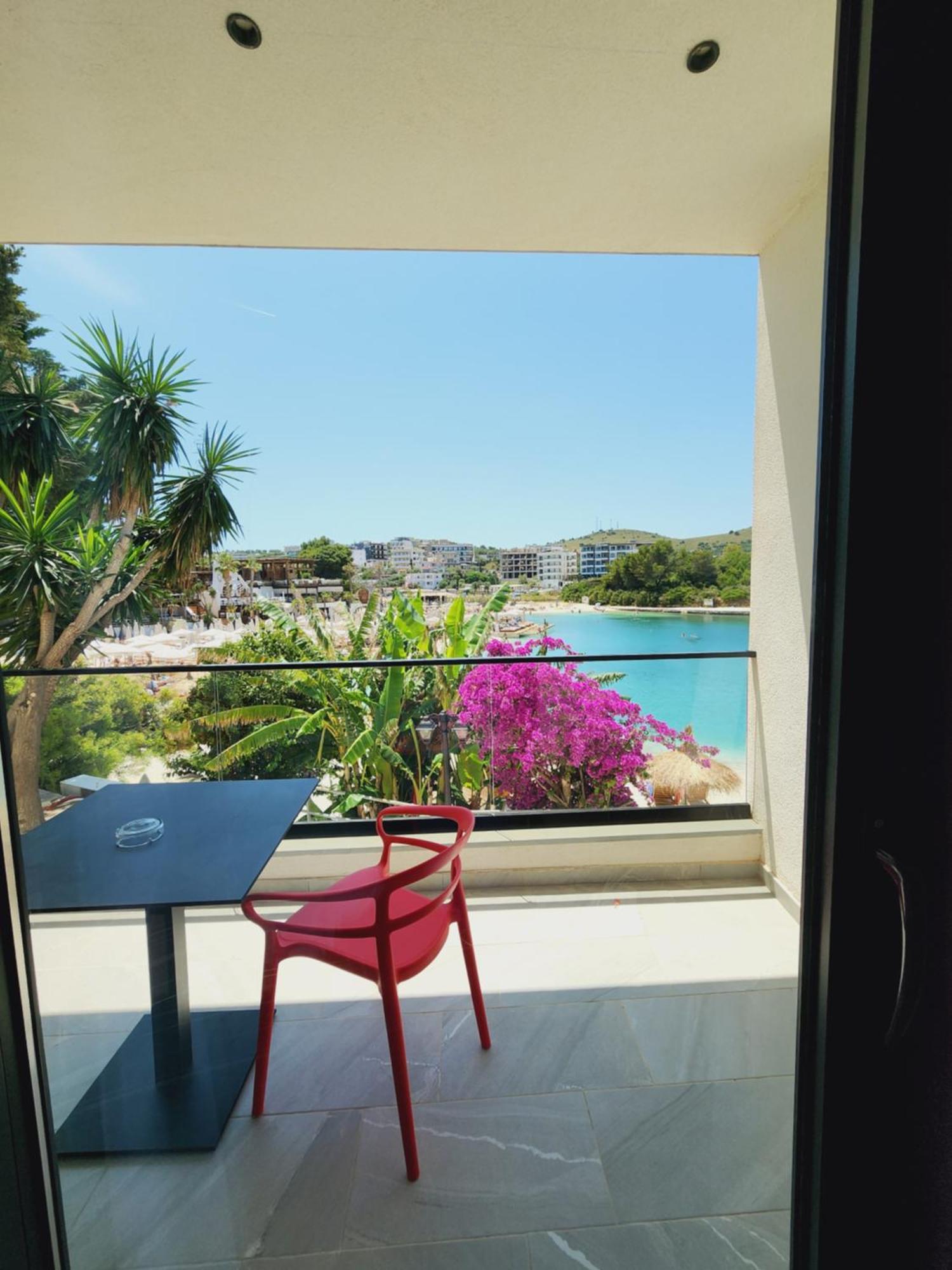 Manta Hotel Εξαμίλιο Εξωτερικό φωτογραφία