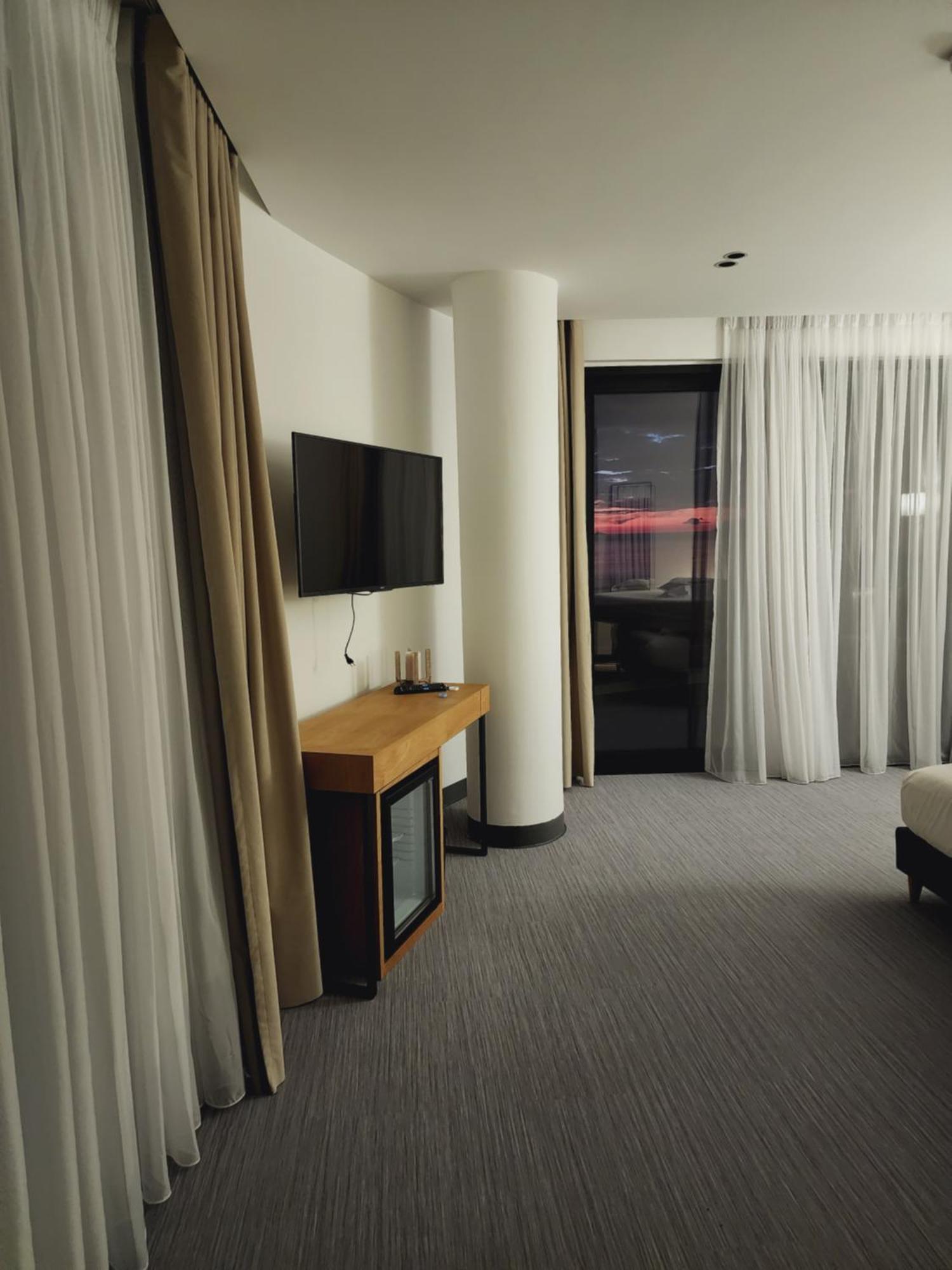 Manta Hotel Εξαμίλιο Εξωτερικό φωτογραφία