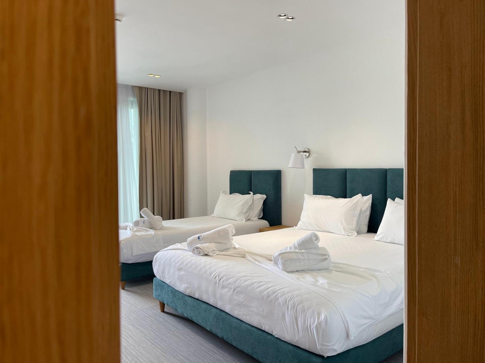 Manta Hotel Εξαμίλιο Εξωτερικό φωτογραφία