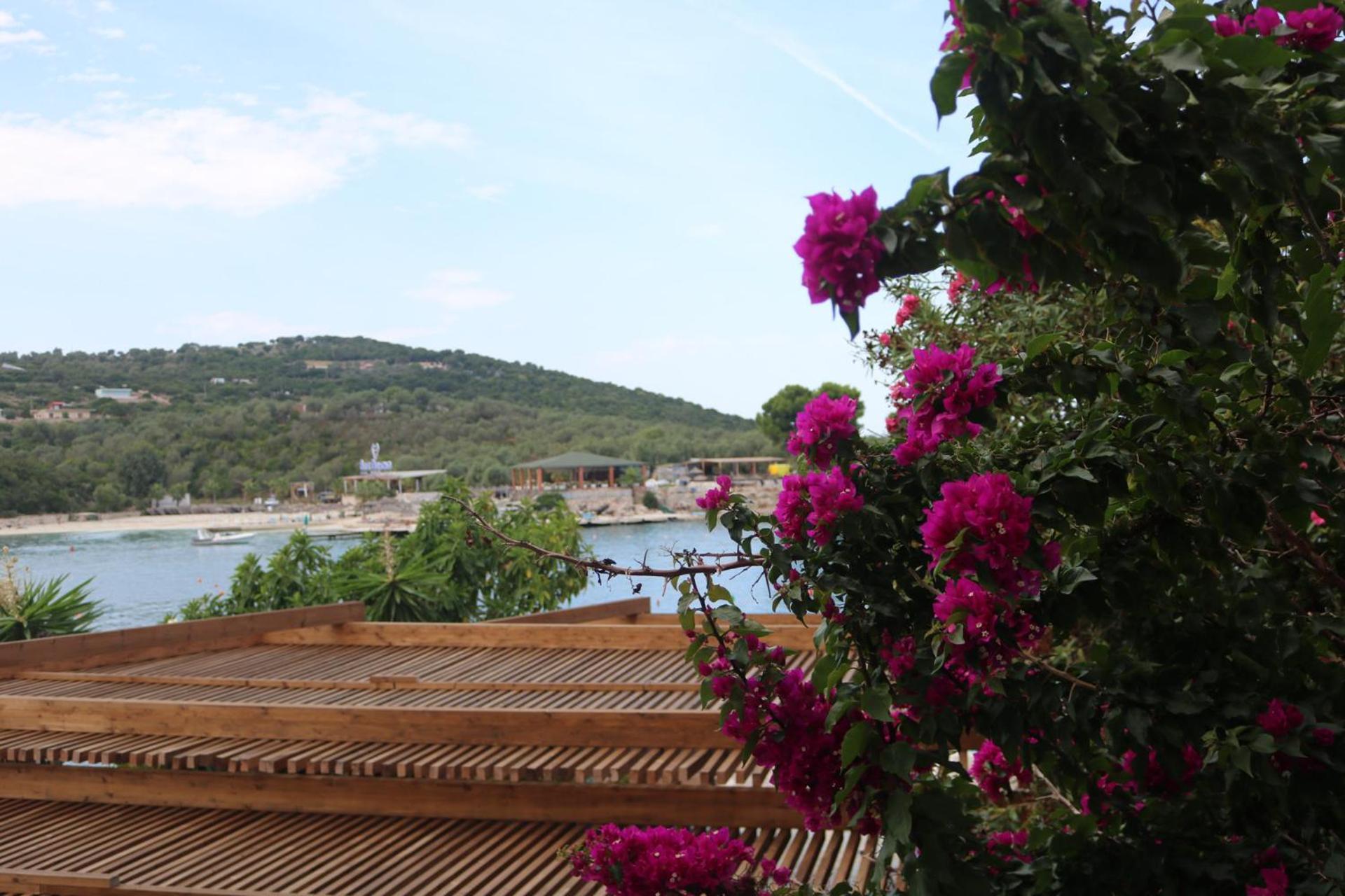 Manta Hotel Εξαμίλιο Εξωτερικό φωτογραφία