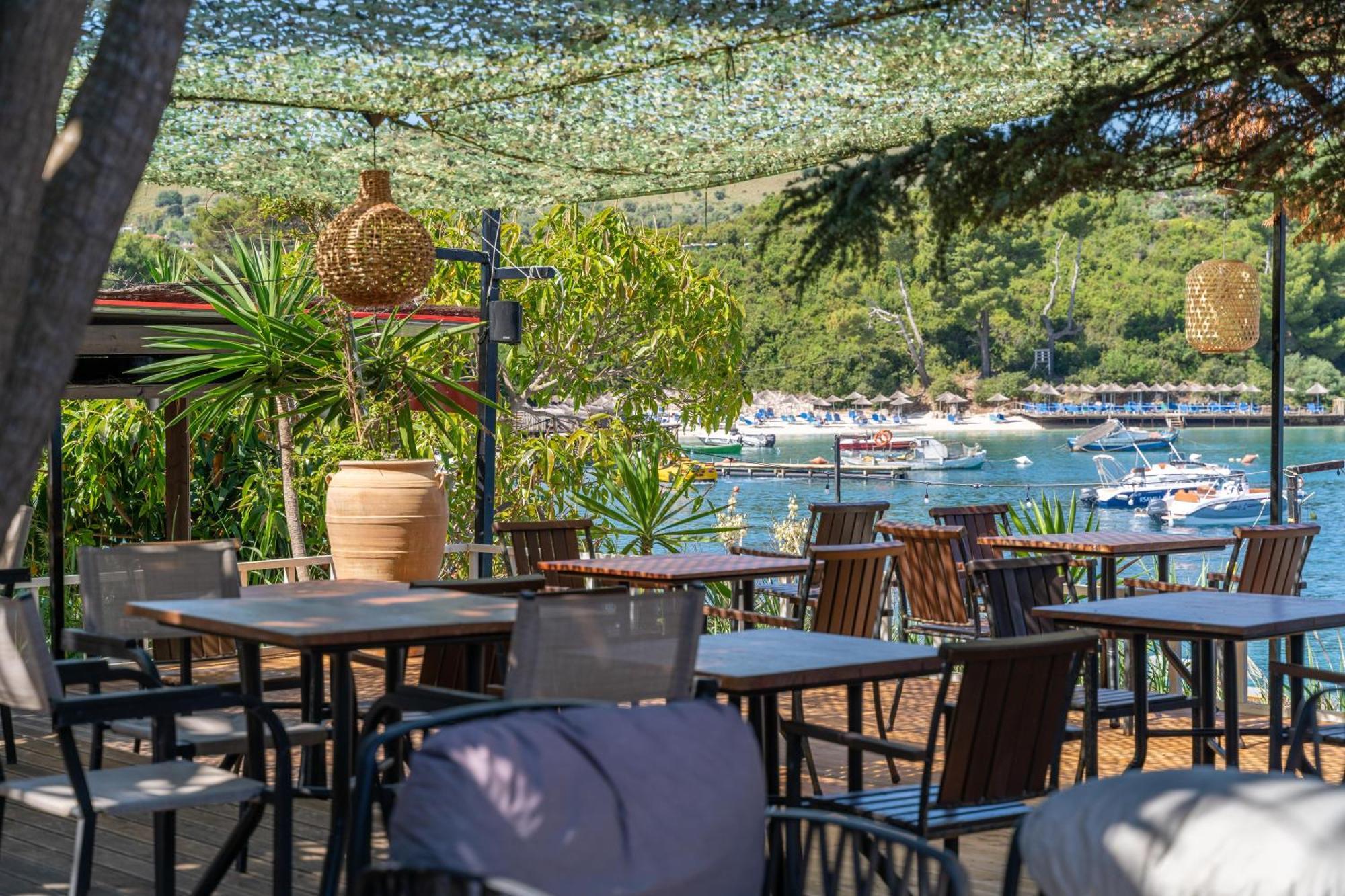 Manta Hotel Εξαμίλιο Εξωτερικό φωτογραφία
