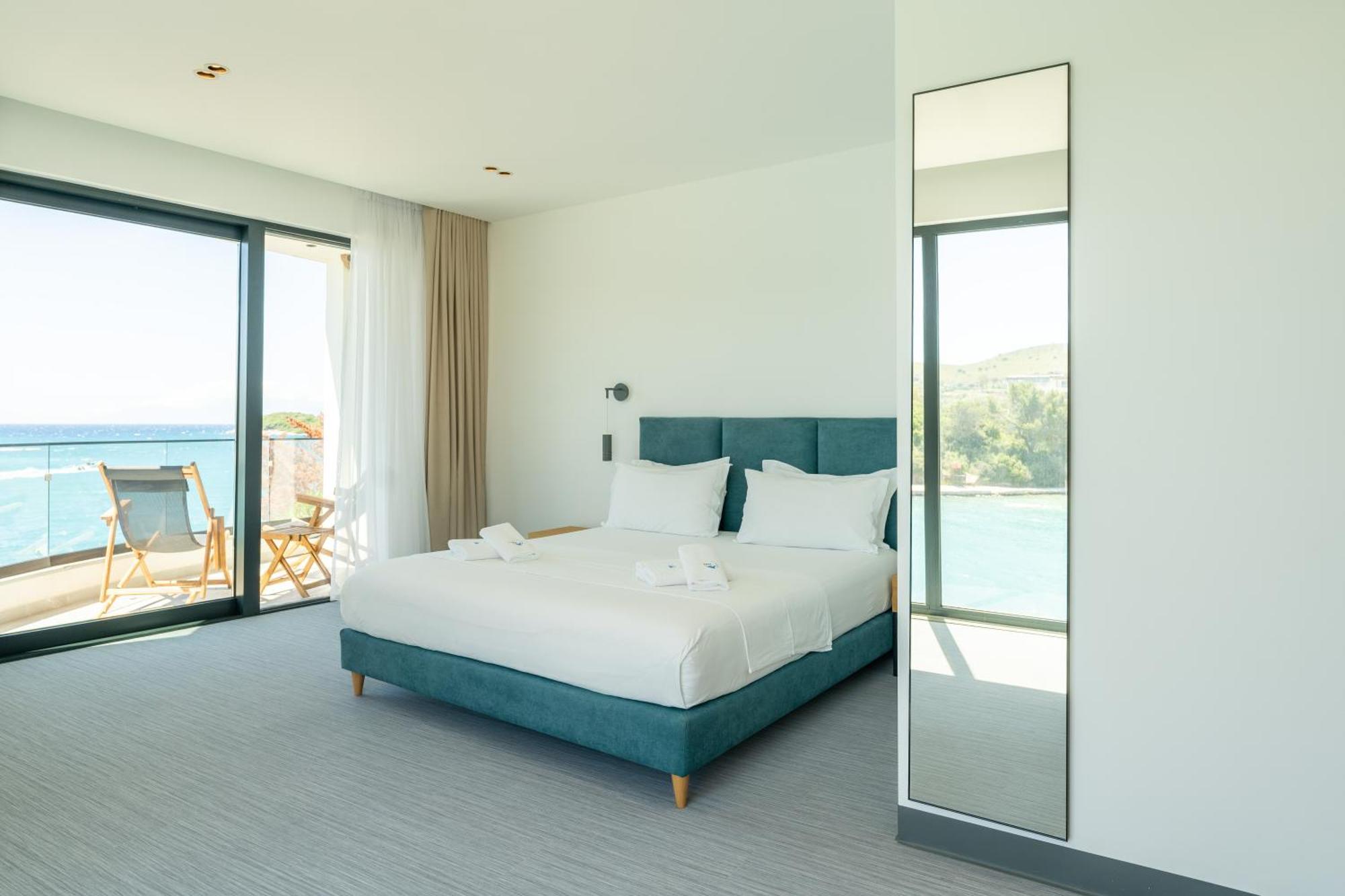 Manta Hotel Εξαμίλιο Εξωτερικό φωτογραφία